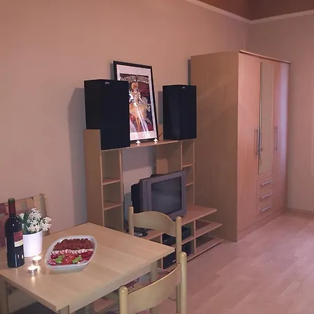 Pearl Downtown Apartment *
